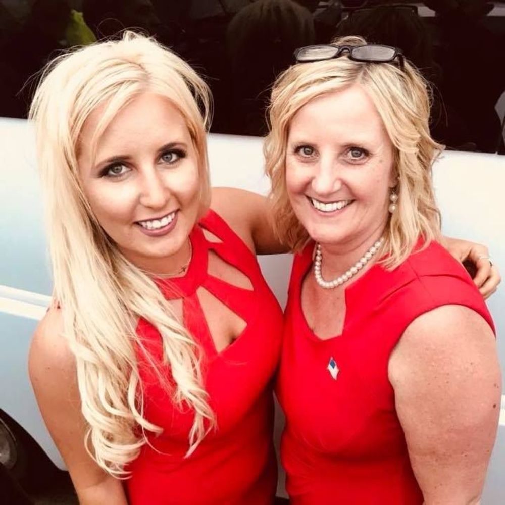 Meet your Posher, Kayla